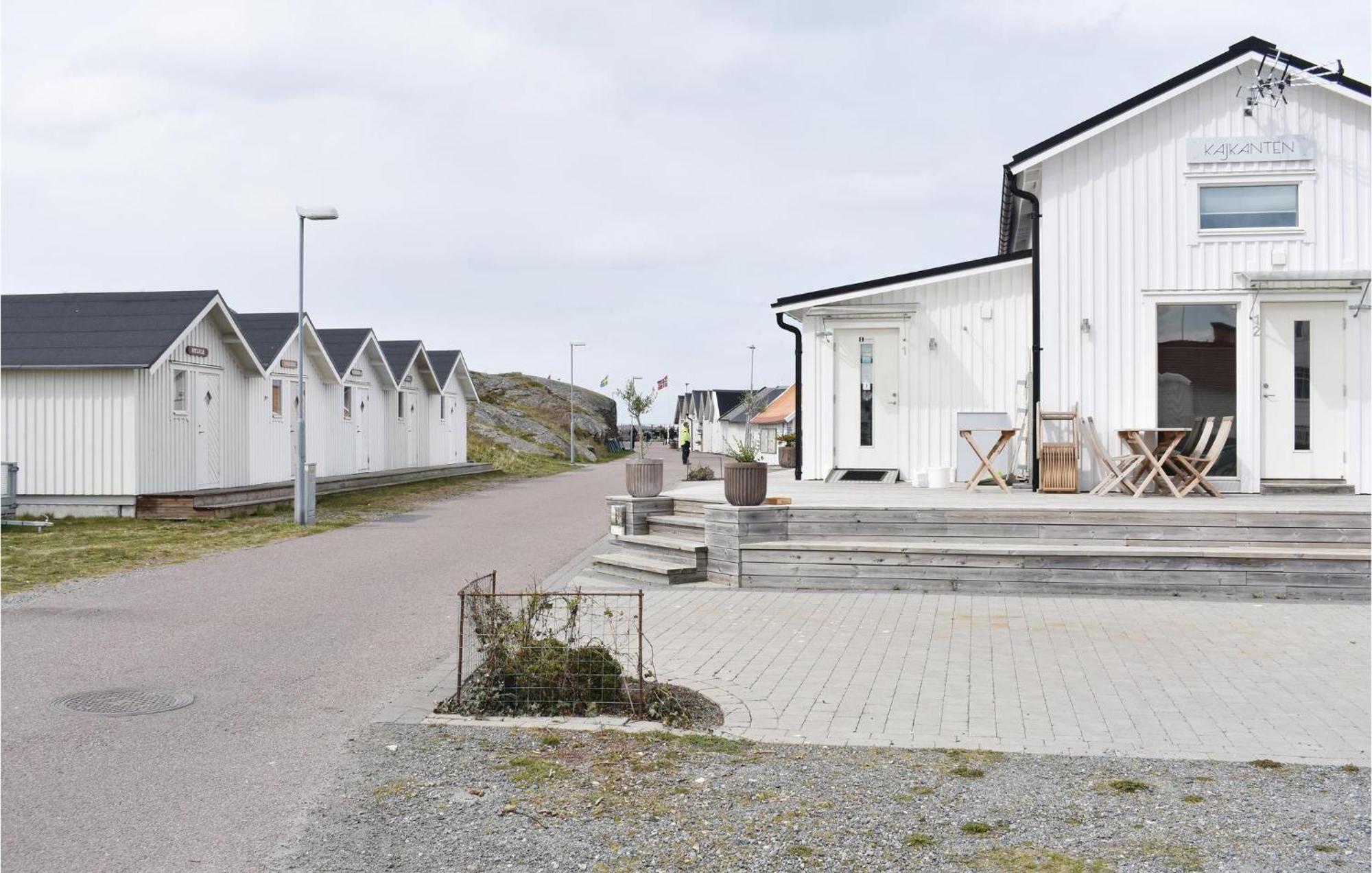 1 Bedroom Stunning Home In Vrangoe Exteriér fotografie